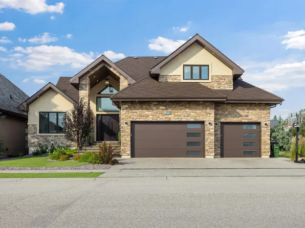 2793 Wheaton Dr NW, Edmonton, AB T6W 2M6