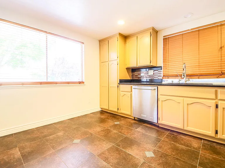 4481 Shorebird Dr — Photo 14