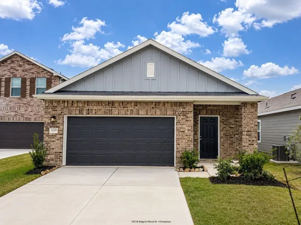 10318 Magnol Wood Dr, Houston, TX 77016