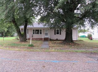 2607 Suffolk St, Hopewell, VA 23860