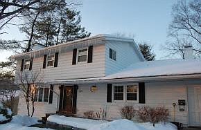 1st image of 821 Catalina Blvd