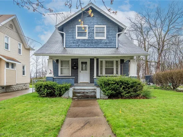 450 Bettie St, Akron, OH 44306