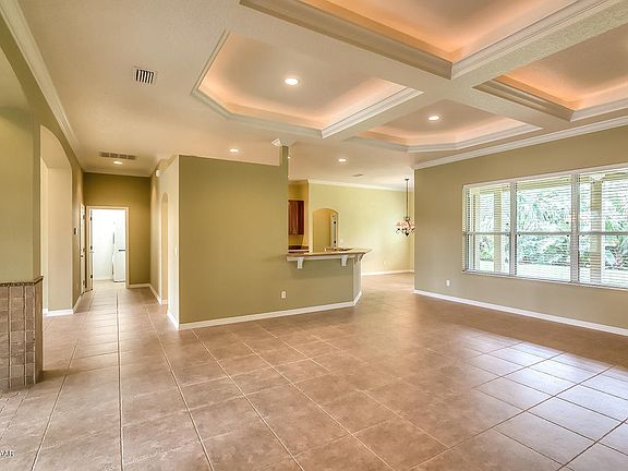 5th image of 1410 Oak Forest Dr