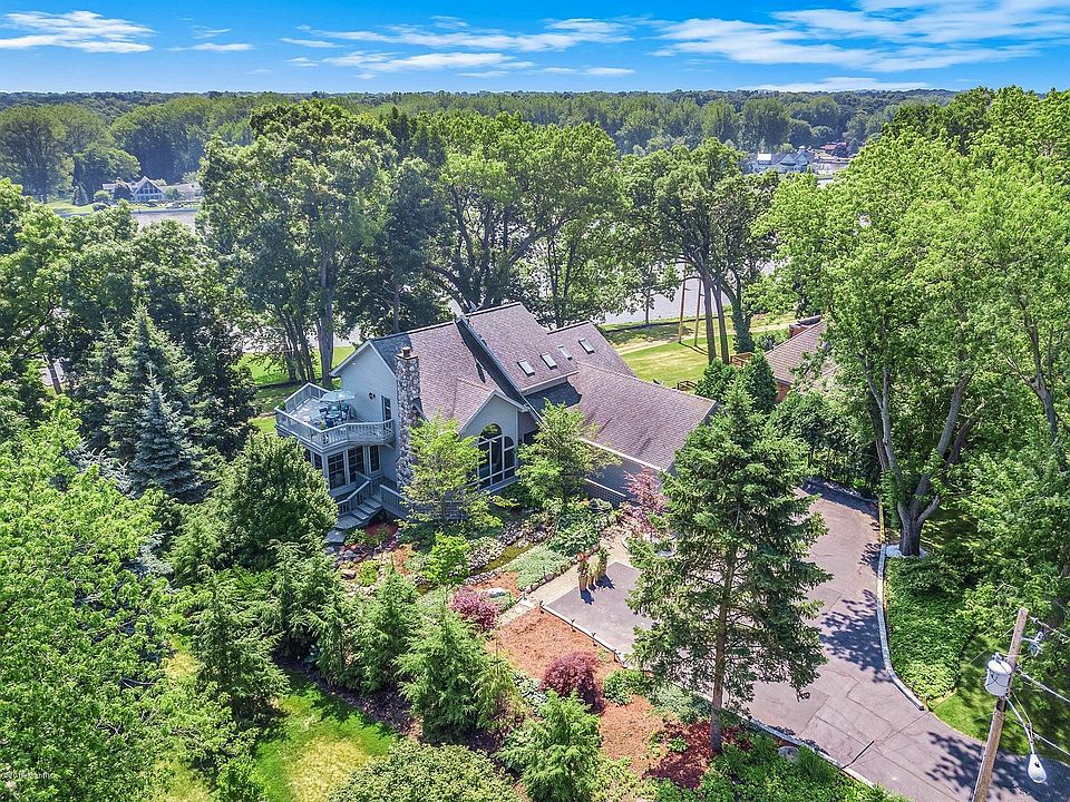 1st image of 1410 Manley Ct