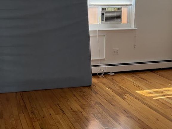 2nd image of 1533 Ohm Ave #4