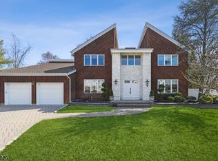 9 Linda Ln, Springfield, NJ 07081