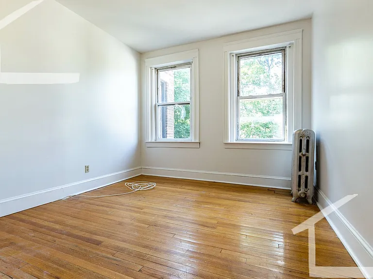 38 Chester St #10 — Photo 6