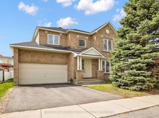 634 Aquaview Dr, Ottawa, ON K4A4W2