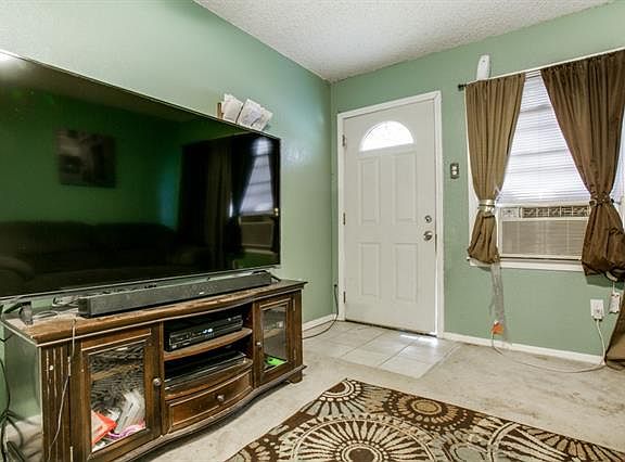 3rd image of 5241 Ammons St