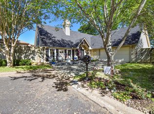 200 1st Crossing Ln, Tyler, TX 75703