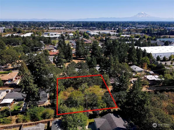 7617 S Pine Street, Tacoma, WA 98409