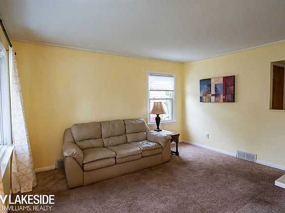 4th image of 1323 W Windemere Ave