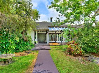 5690 SW 72nd Ave, Miami, FL 33143