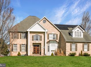 2 Hempstead Dr, Newark, DE 19702