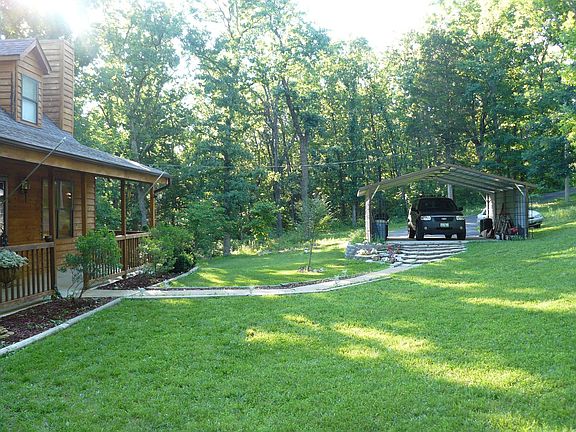 Yard/Carport
