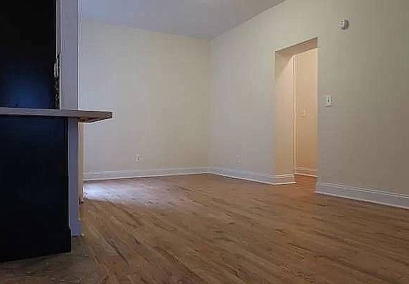 3rd image of 403 Audubon Ave APT 3A