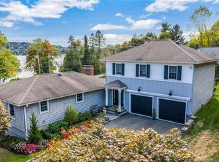 2 Main Dr, Brookfield, CT 06804