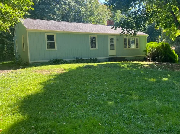 520 Southbridge Rd, Warren, MA 01083