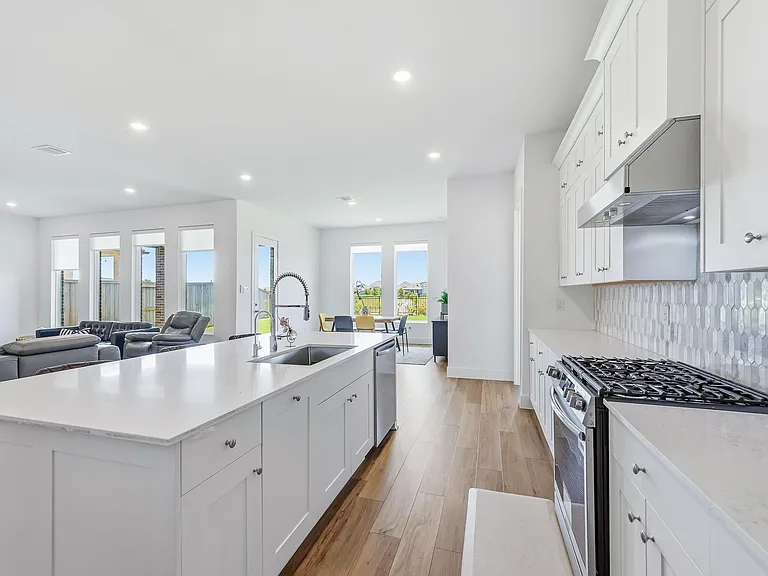 31051 Sun Valley Dr — Photo 16