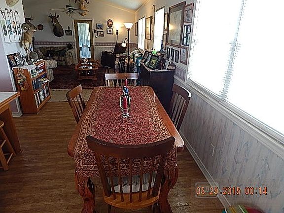 3rd image of 521 N Shore Dr