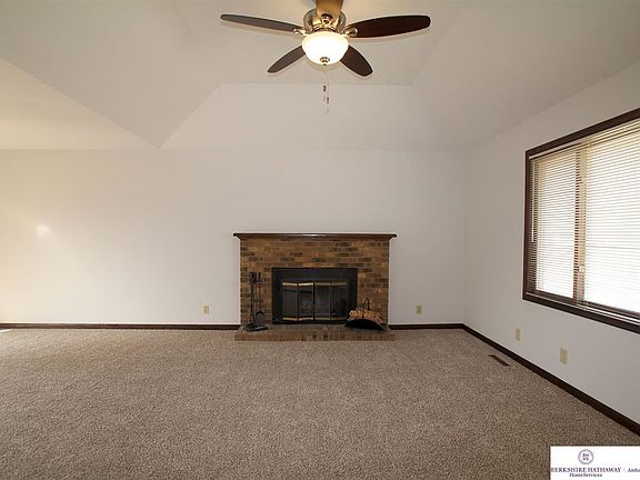 5th image of 7010 S 132nd Ave