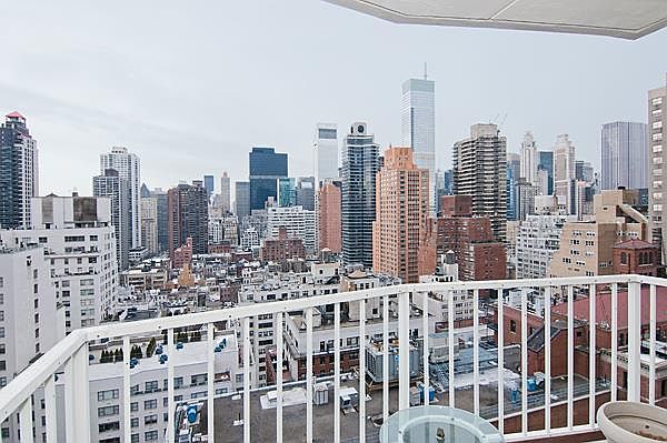 1st image of 220 E 65th St APT 22D