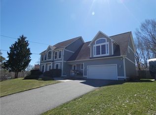 6 Tarragon Dr, Johnston, RI 02919