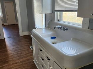 110 W Vine St APT A, Springfield, IL 62704