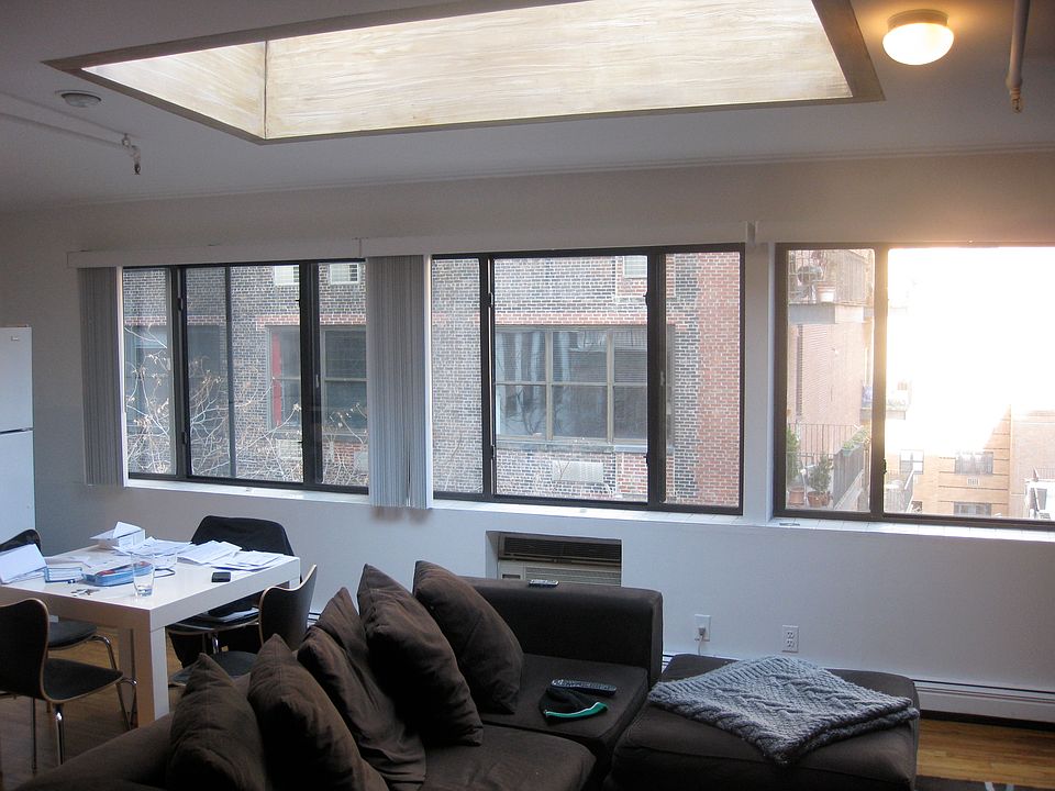 1st image of 111 E 12th St APT 6R