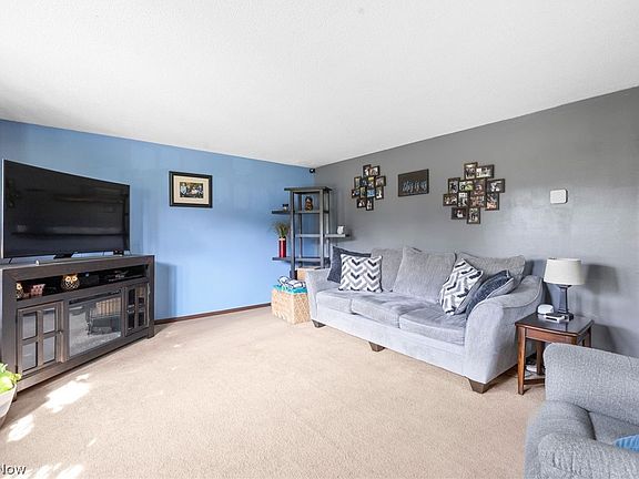 5th image of 6641 Hillfield St NW