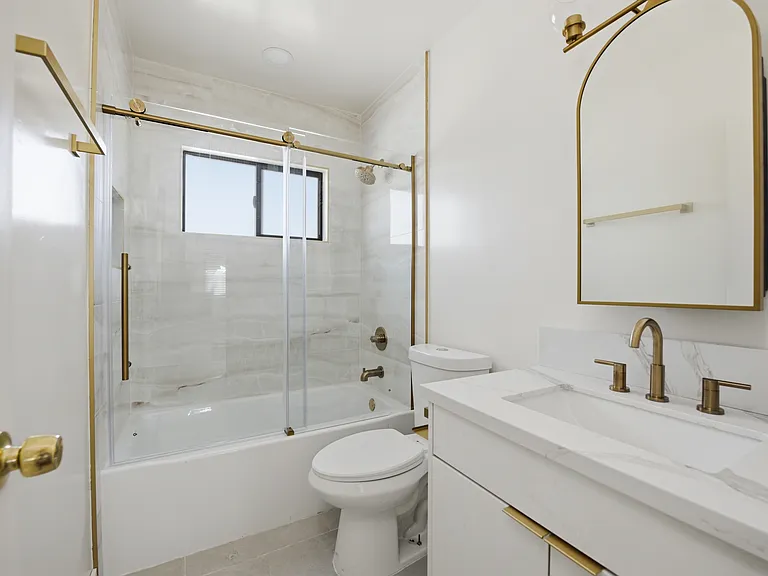 4553 North Ave #4551.5 — Photo 7