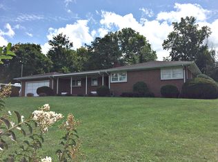 20476 Blue Spruce Rd, Bristol, VA 24202