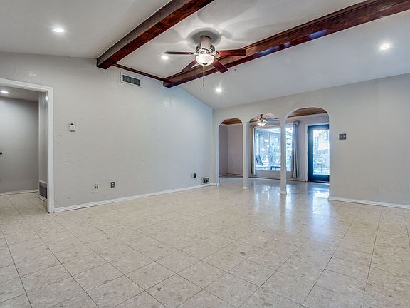 1504-summertree-ct-richardson-tx-High-Res-3.jpg