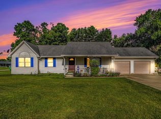 56940 Tamarac Ln, Three Rivers, MI 49093