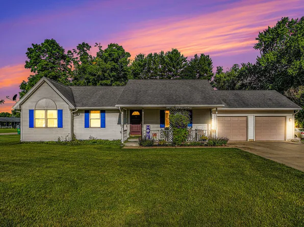 56940 Tamarac Ln, Three Rivers, MI 49093