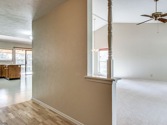 5th image of 4316 Windsor Dr