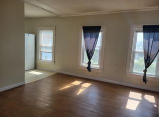 101 Ash St #A, Nashua, NH 03060