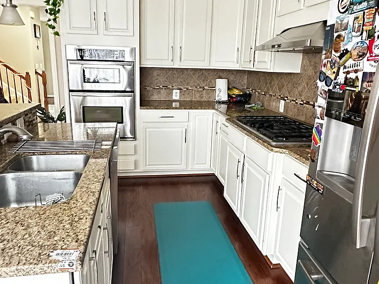 41619 Epping Green Sq — Photo 9