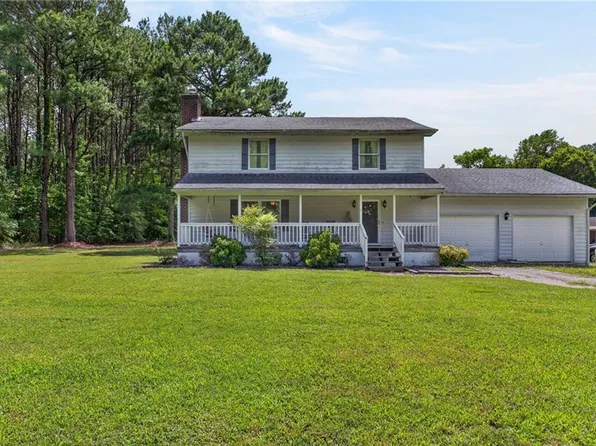1647 Buckhorn Dr, Suffolk, VA 23434