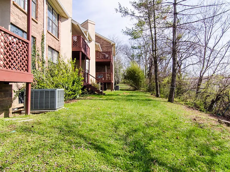 254 Glenstone Cir — Photo 20
