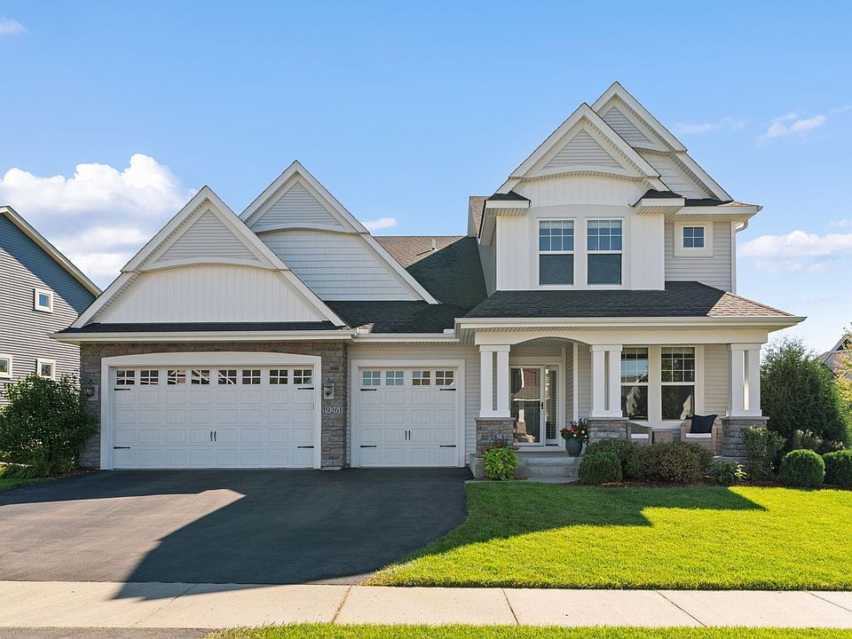 1st image of 19261 Paddock Ln
