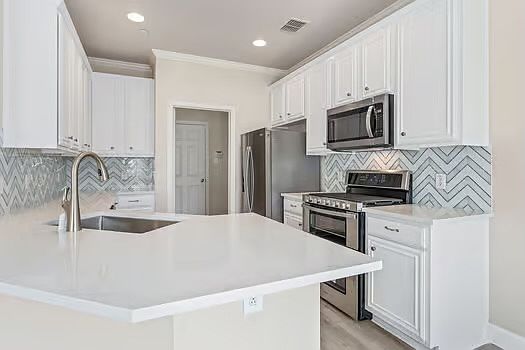 5th image of 8727 Bigelow Dr