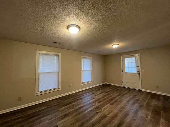 3rd image of 605 Scruggs St
