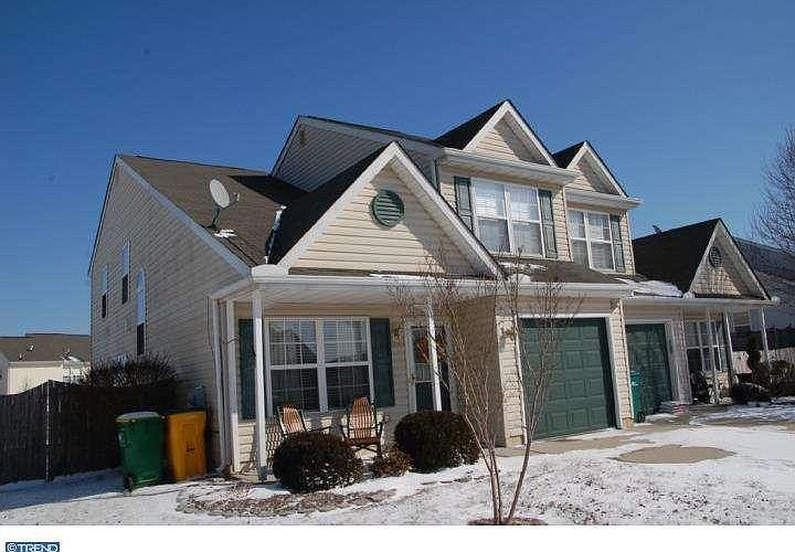 1st image of 613 Warren Dr