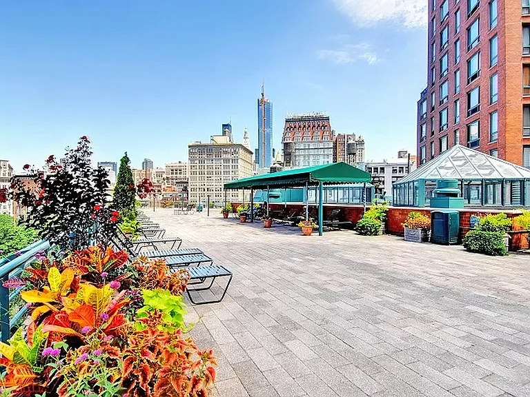 1 Irving Pl #U18C — Photo 4