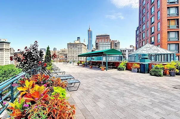 Rented by Real Broker NY LLC | media 8