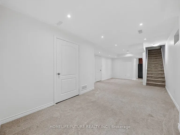 70 Tozer Cres #BASEMENT — Photo 5