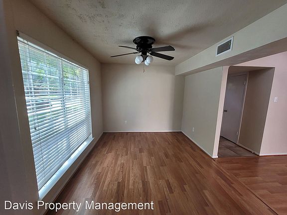4th image of 7016 Briarmeadow Dr Dallas Tx #75230