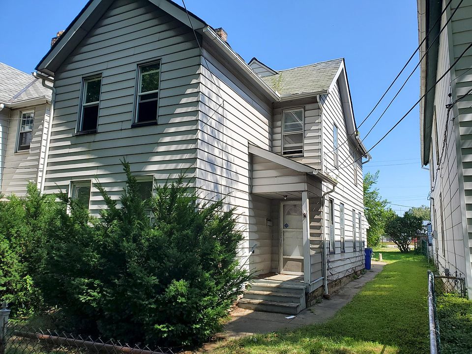 1st image of 1403 E 47th St
