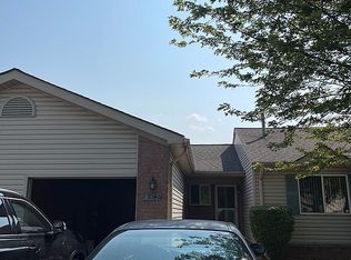7040 Patricia Ct, Center Line, MI